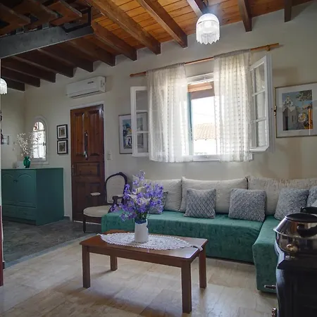 Apartment Yvoni Village House Kanakades