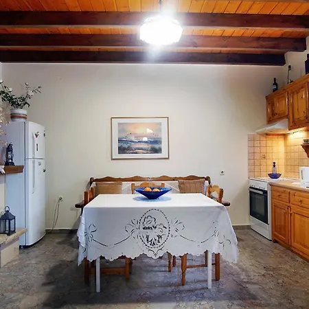 Apartment Yvoni Village House Kanakades