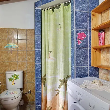 Apartment Yvoni Village House *