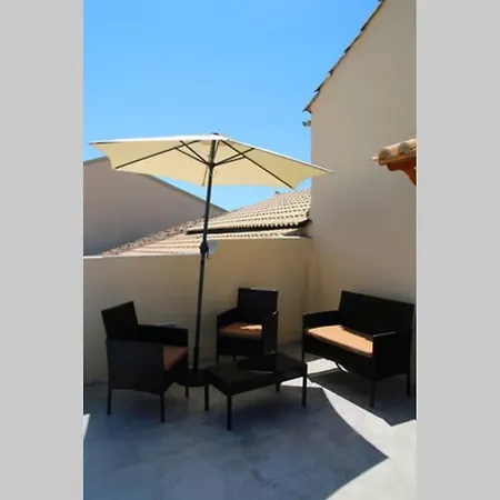 Apartment Santa Barbara Perivolion