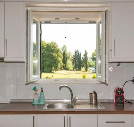 Rose House Holiday home