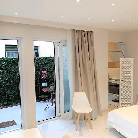 Corfu Town Luxury -d Ferienhaus *