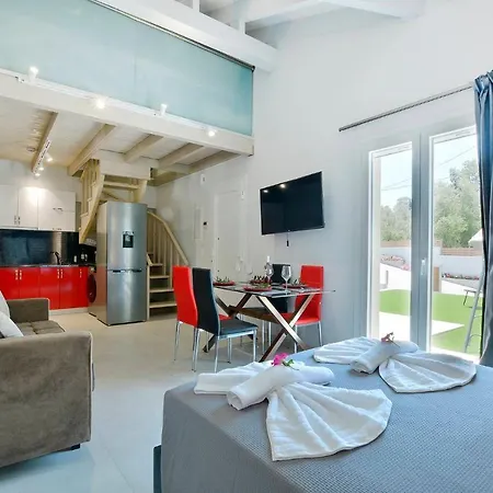 Bratou Aqua In Stroggi Villa *