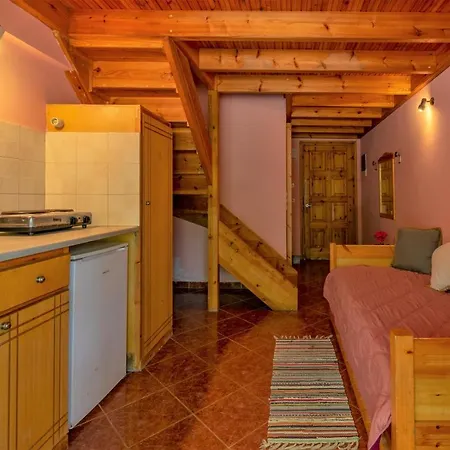 Olive Apartment *
