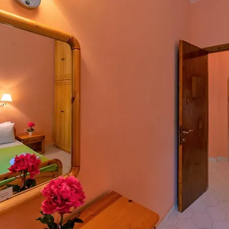 Olive Apartment *