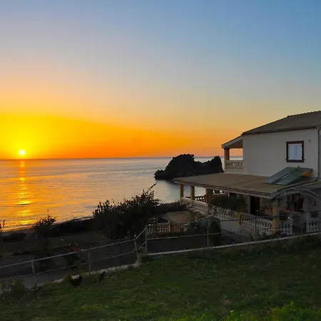 Beachfront House Tolis - Apartment