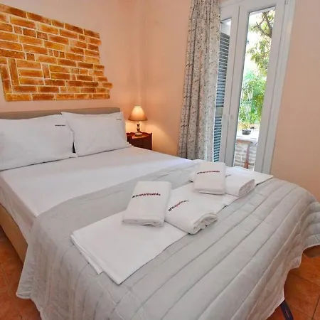 Kampielos Homes * Corfu (city)