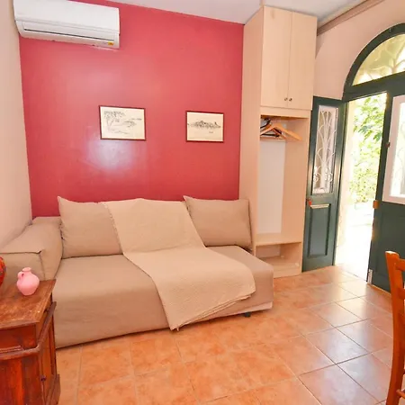 Kampielos Homes