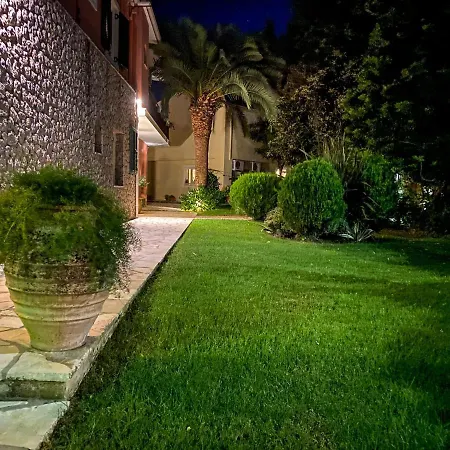 Apartment Kaloudis & Dassia (Corfu)