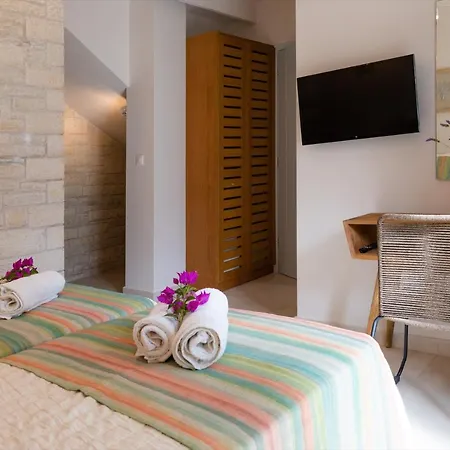 Villa Jacaranda By Posarellivillas Kavalleraina