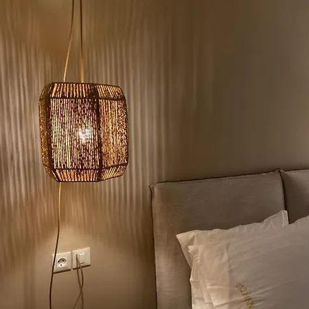 Athena Luxury Mesongi