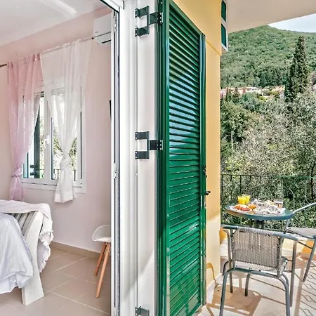 Pame Yianni! 2bd Cozy In Apartment