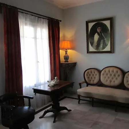 Levant Hotel