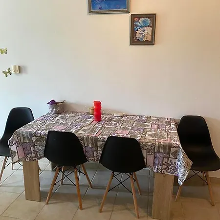 Apartamento Dimitris House 2 *