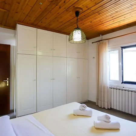 Holiday home Family Country House-corfu Holidays Kanakades