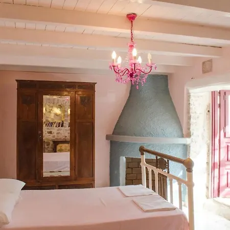 Apartment Traditional Stone House - Matella *
