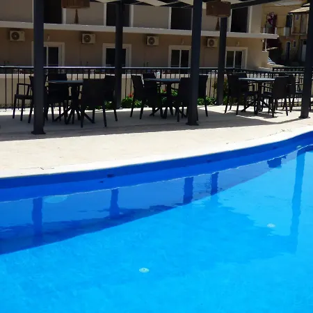 Sofia Aparthotel Ypsos