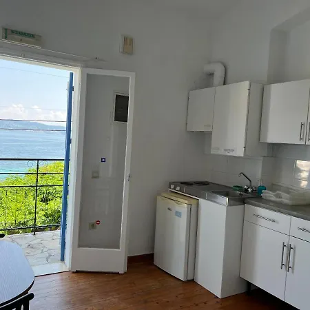 Stratigos Apartment