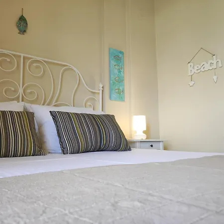 Apartment Thalassa & *
