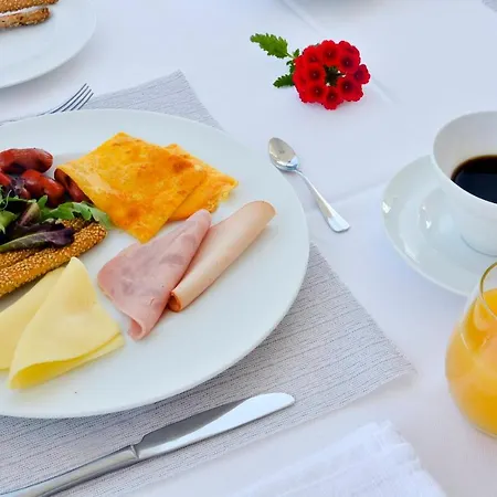 Sidari Beach Hotel 3*