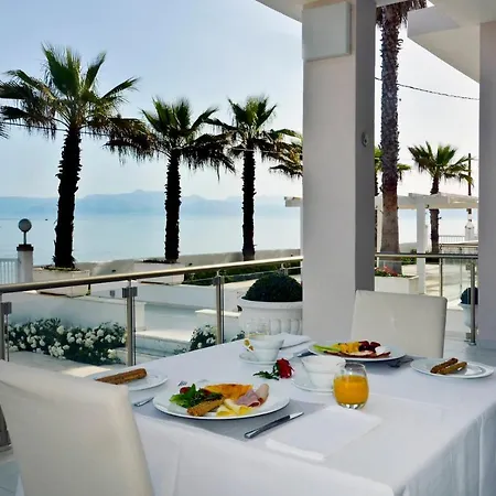 Sidari Beach Hotel 3*
