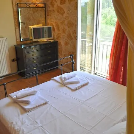 Stone Pool House Gouvia *