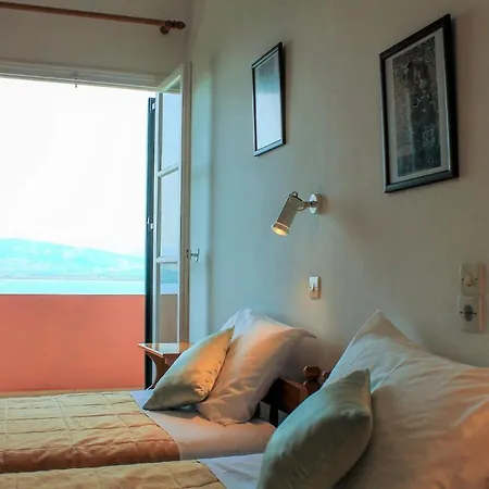 Holiday home Clios House Kavalleraina