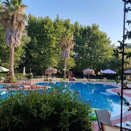 Damia Apts 2* Sidárion
