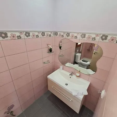 Apartment Loukia's And Paramonas (Corfu)