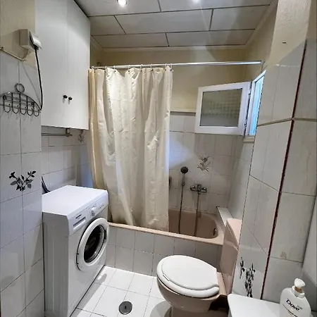 Ria Apartment
