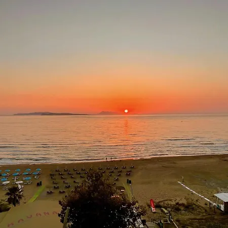 Beachfront Bellevue By Dadovillas *