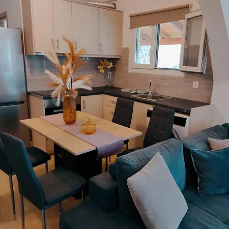 Alex Katerina Aparthotel Peroulades (Corfu)
