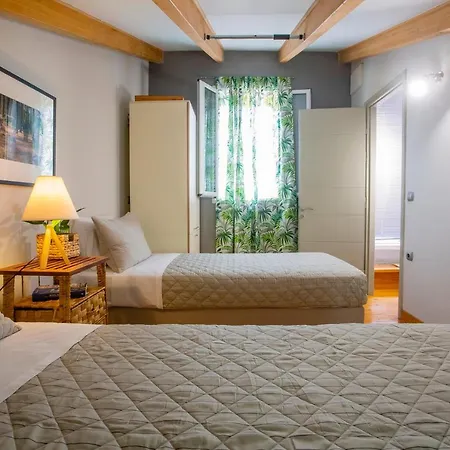 Artist Loft Apartment *