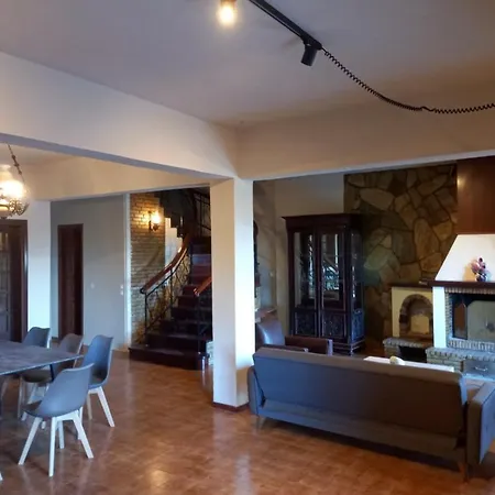 Manolatou Villa