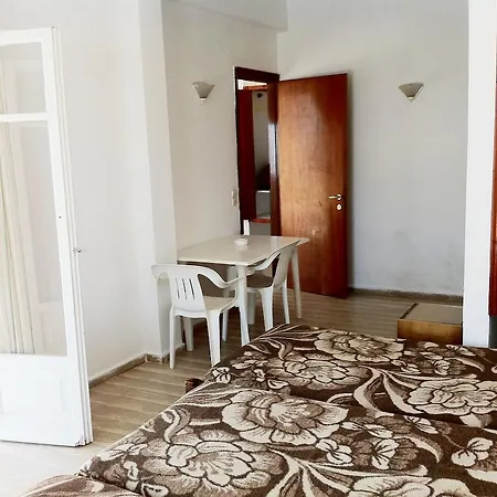 Aparthotel Litharia