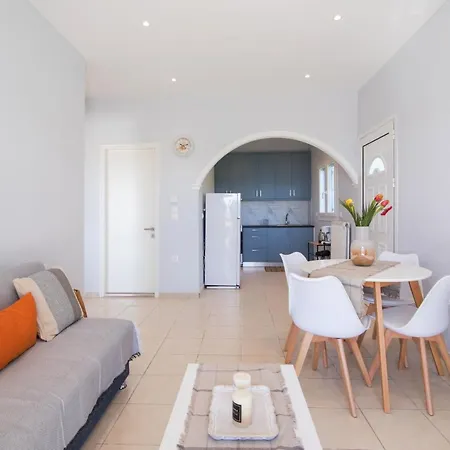 R&c Corfiot House Holiday home *