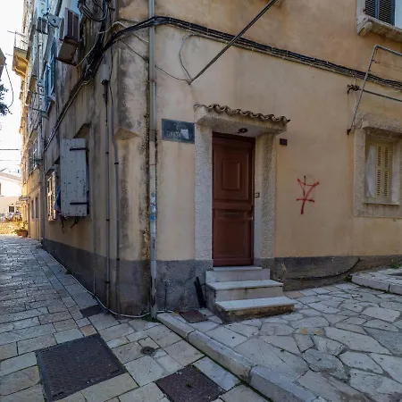 Little Corfu Town Apartment *