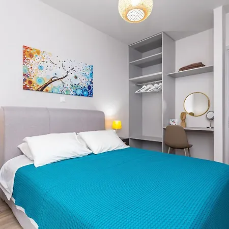 Nightingale & Corfu Villa *