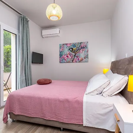 Villa Nightingale & Corfu Gazátika