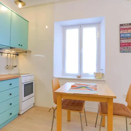 Apartment Kaminaki Beachfront