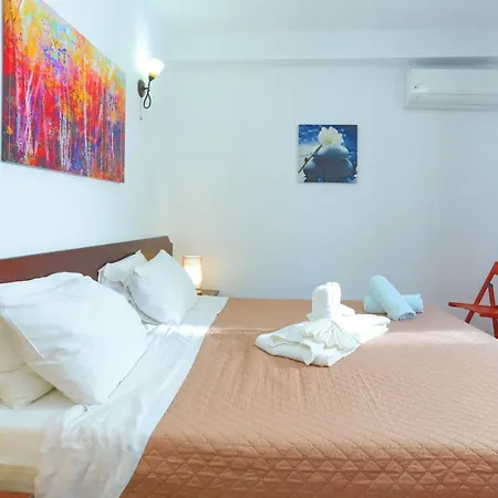 Apartment Kaminaki Beachfront *