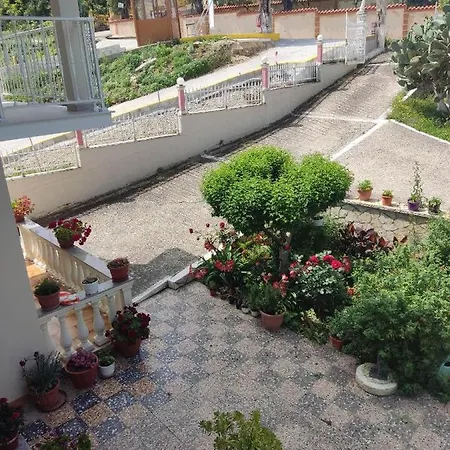 House Belelis Apartment