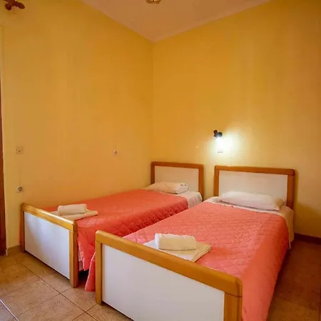 Holiday home Tzoras‌ ‌apartments‌ ‌roda‌ ‌corfu‌