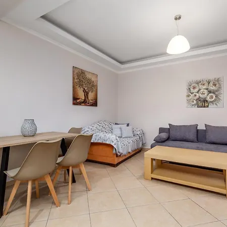 Avra House Villa *