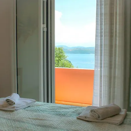 Clios House Holiday home *
