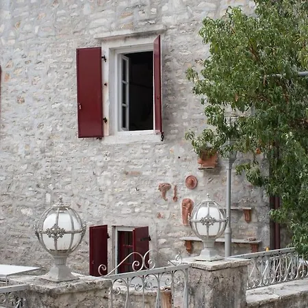 Apartment Traditional Stone House - Matella