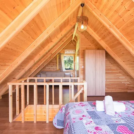 Holiday home Romantic Tree House