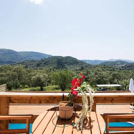 Holiday home Romantic Tree House Kato Pavliana