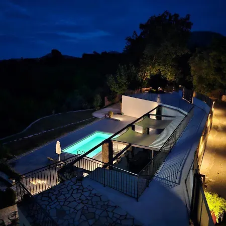 Juliet Villa