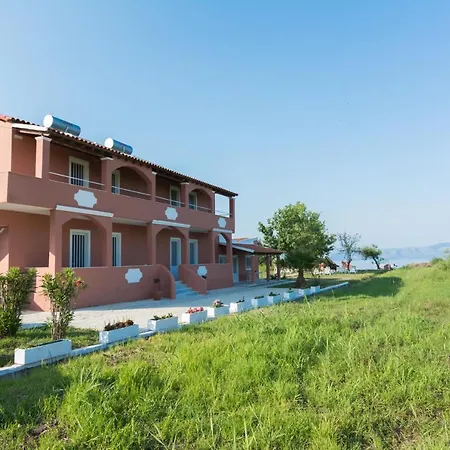 Melador Beachfront Apartment